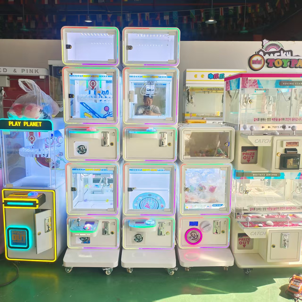 เครื่องเกมคีบตุ๊กตาขนาดใหญ่เชิ - Arcade Machine Profit บทวิจารณ์และราคา