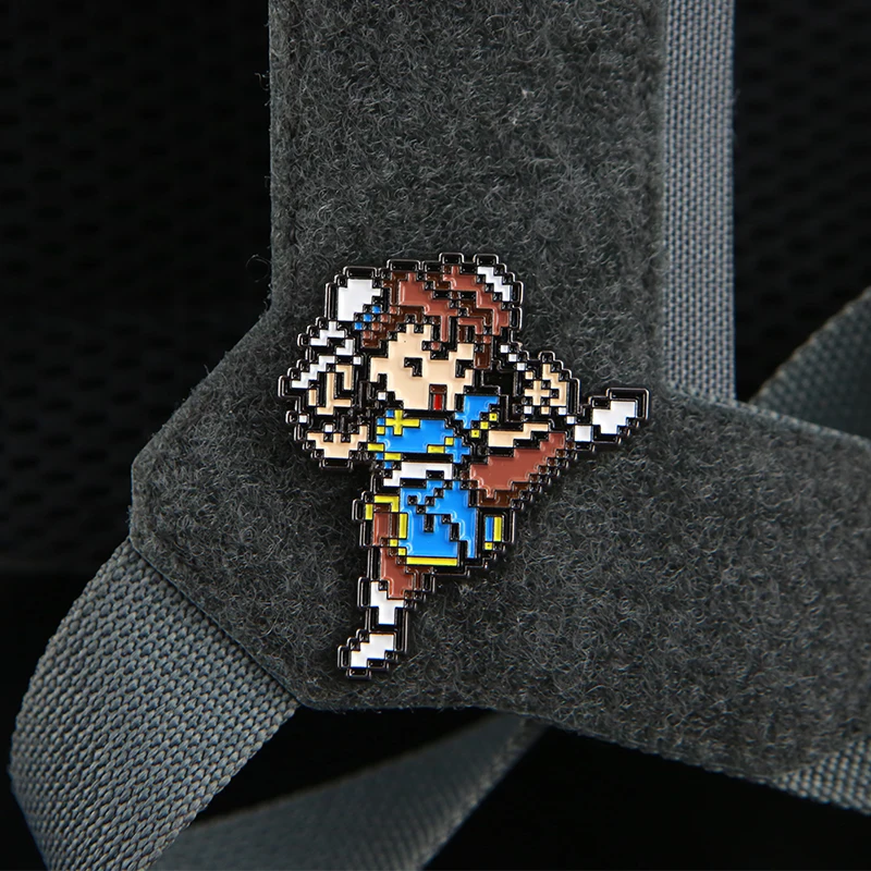 แผ่นติดห่วงและตะขอโลหะสำหรับติ - Arcade Vegas บทวิจารณ์และราคา
